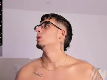 Chaturbate Best live sex cam show of camilo_ospina_