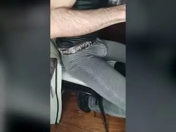 Chaturbate Nude Webcam of martin_cba