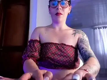 Chaturbate Sex Chat of mia_velvet1