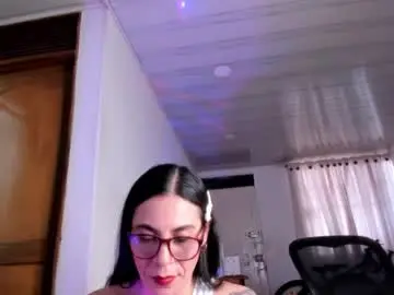 Chaturbate Free Porn Cam of mia_velvet1