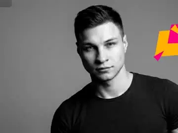 Chaturbate Nude Webcam of alex_milson
