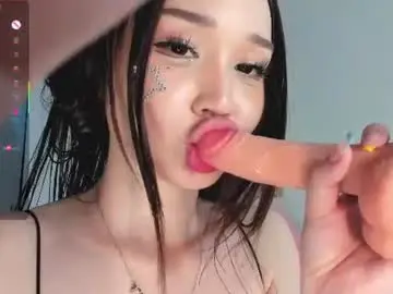 Chaturbate Best Webcam of assuri_love