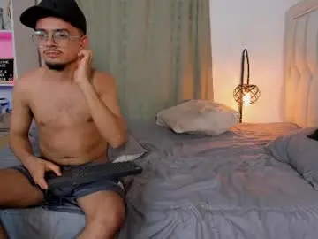 Chaturbate Live Porn of boy_jerry