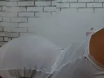 Chaturbate Adult Video Chat of chubbylicious_angel18