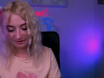 Chaturbate Sex Cam of kiara_belle