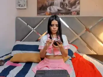 Chaturbate Live Sex Cam of valentina_skinnyy
