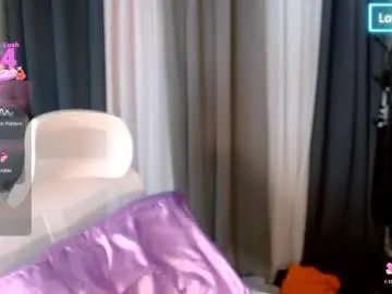 Chaturbate Live Sex Cam of violetasha