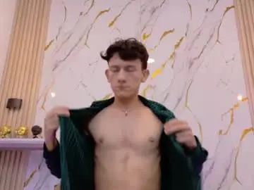 Chaturbate Live Porn of max_silver_