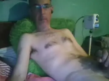 Chaturbate Live Sex Cam of reyes_albert2006