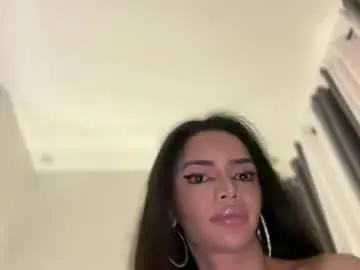Chaturbate Watch Live Sex Cams of ur_queen_jian