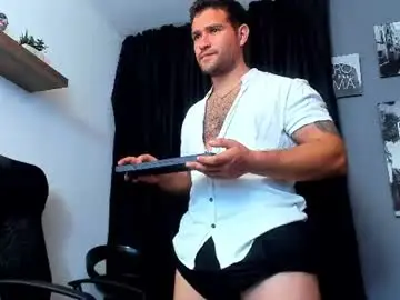 Chaturbate Sex Chat of andrewdiaz_