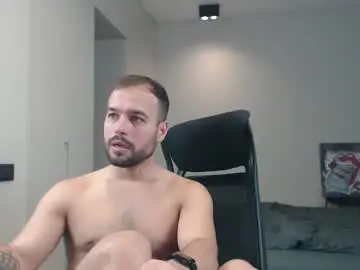 Chaturbate Live Sex Cam of sandro_best