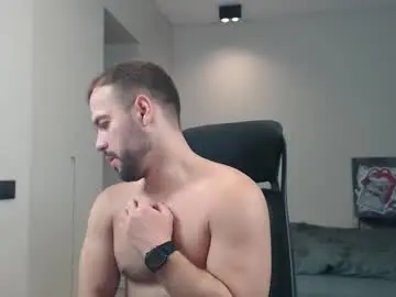 Chaturbate Live Sex Cam of sandro_best