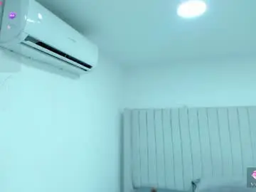 Chaturbate Live Porn of shelynna_azzul