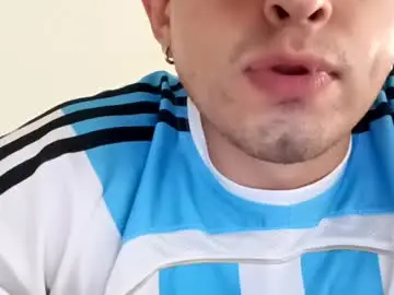 Chaturbate Free Live Porn of juanvilla02