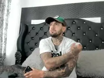 Chaturbate Watch Live Sex Cams of matt_smith__