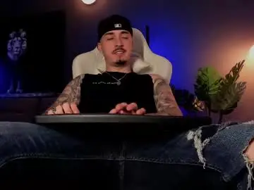 Chaturbate Live Sex Cam of matt_thestud