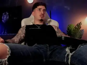 Chaturbate Live Sex Cam of matt_thestud