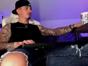 Chaturbate Free Porn Cam of matt_thestud