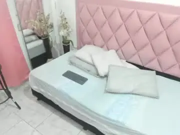 Chaturbate Best live sex cam show of cloe_amazingg