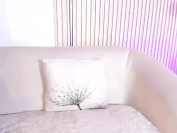 Chaturbate Nude Webcam of khloee_benson