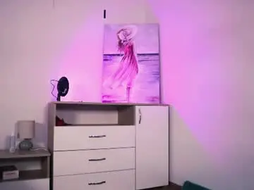Chaturbate Live Sex Cam of misslullu
