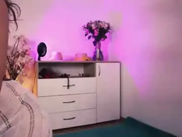 Chaturbate Free Live Porn of misslullu