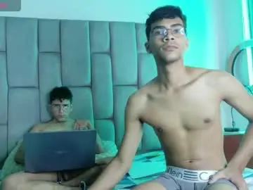 Chaturbate Sex Cam of twinksecrets_