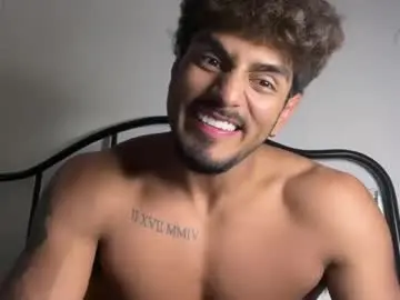Chaturbate Live Porn of avamo2