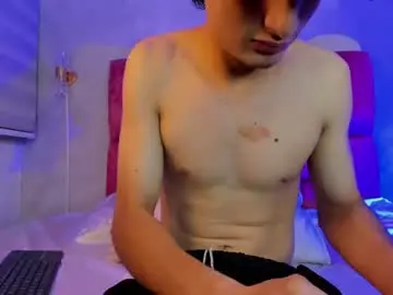 Chaturbate Free Porn Cam of enzo_marblisky