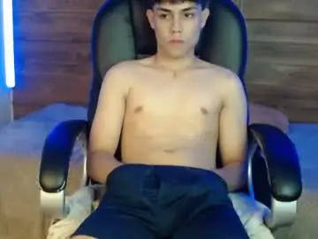 Chaturbate Live Porn of ivan_cooper