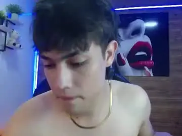 Chaturbate Live Sex Cam of ivan_cooper