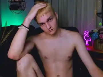 Chaturbate Best live sex cam show of john_lik