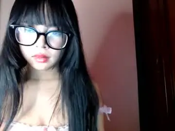Chaturbate Adult Video Chat of lunaaviolet