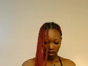 Chaturbate Live Sex Cam of sassy_nova