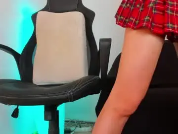 Chaturbate Watch Live Sex Cams of sweet_lil_thing