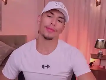 Chaturbate Free Live Porn of aaron_belle