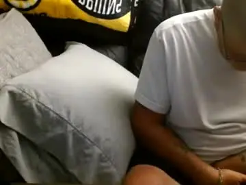 Chaturbate Live Sex Cam of bostonguy1969