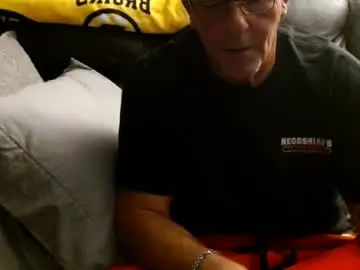 Chaturbate Adult Video Chat of bostonguy1969