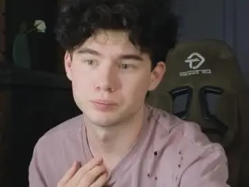 Chaturbate Adult Webcam of cute_mikex