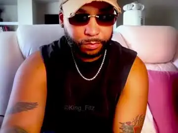 Chaturbate Live Sex Cam of fitz_1