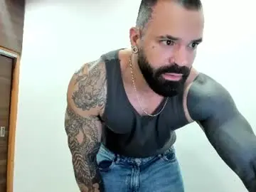 Chaturbate Live Sex Cam of liammuscle