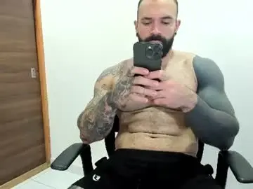 Chaturbate Live Sex Cam of liammuscle