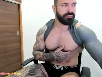 Chaturbate Live Sex Cam of liammuscle
