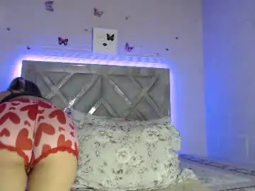 Chaturbate Live Sex Cam of tami_vega
