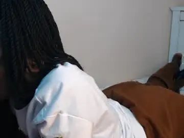 Chaturbate Free Live Porn of chichie_