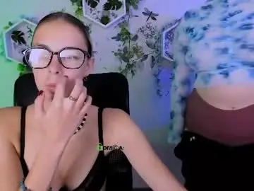 Chaturbate Adult Video Chat of lia_dream_