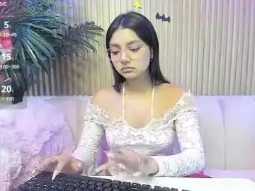 Chaturbate Nude Webcam of mia_cherry08_
