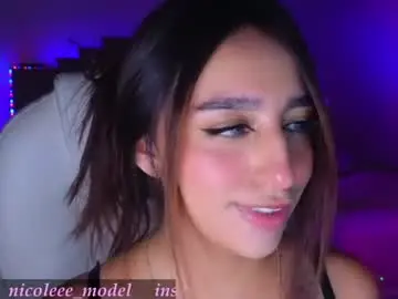Chaturbate Live Sex Cam of nicole_edwards