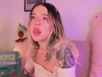 Chaturbate Live Sex Cam of _tammarra_